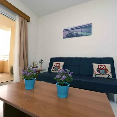 Phoenicia City Centre Lux Apartment